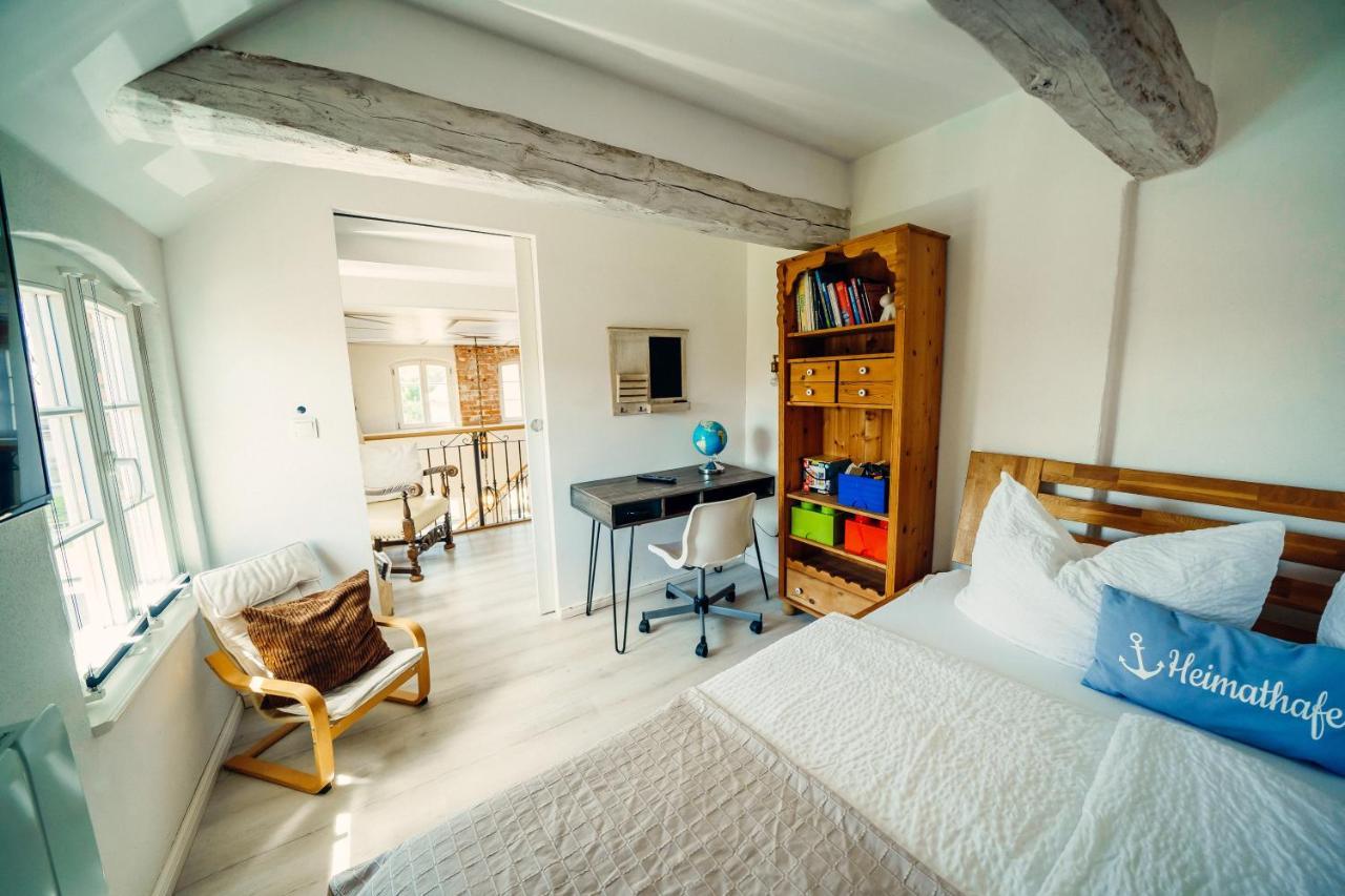 Alte Schmiede Mit Sauna, Pool Und Whirpool Im Aussenbereich Schoenstes Ferienhaus Der Lausitz Elsterheide Bagian luar foto