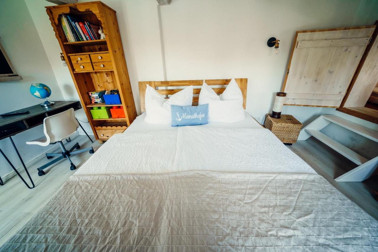Alte Schmiede Mit Sauna, Pool Und Whirpool Im Aussenbereich Schoenstes Ferienhaus Der Lausitz Elsterheide Bagian luar foto