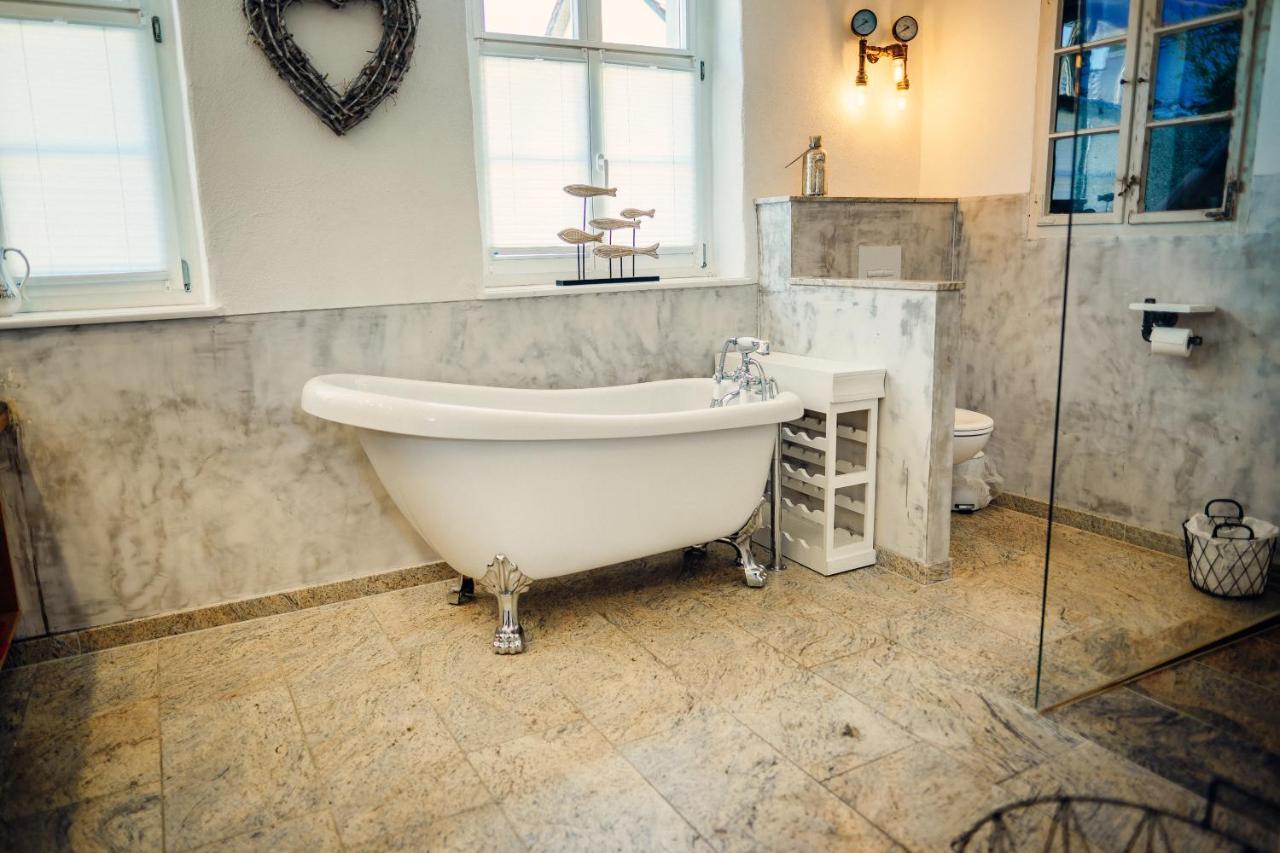 Alte Schmiede Mit Sauna, Pool Und Whirpool Im Aussenbereich Schoenstes Ferienhaus Der Lausitz Elsterheide Bagian luar foto