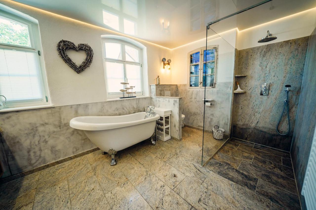 Alte Schmiede Mit Sauna, Pool Und Whirpool Im Aussenbereich Schoenstes Ferienhaus Der Lausitz Elsterheide Bagian luar foto